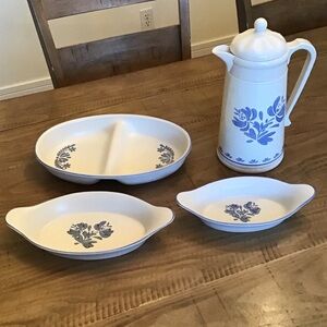 Vintage Pfaltzgraff Yorktowne Pattern